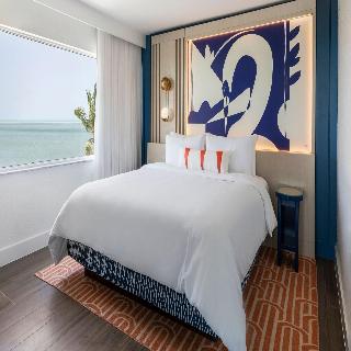 Room Room