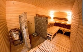 Sports and Entertainment
 di California