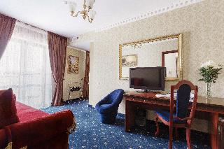 Room thumbnail 75