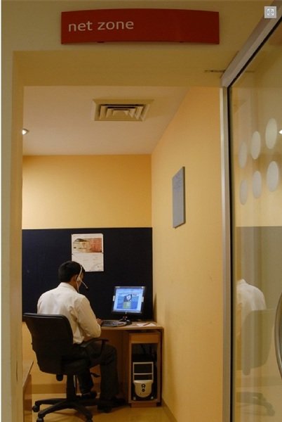 Sports and Entertainment
 di Ginger Manesar