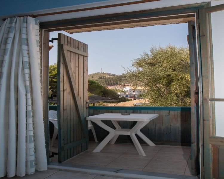 Room
 di Iris Studios