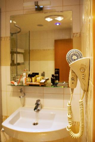 Room
 di Danubia Gate Hotel