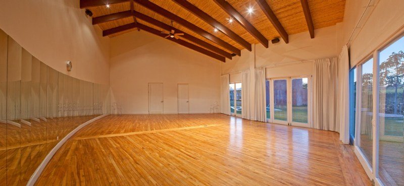 Sports and Entertainment
 di Asclepios Wellness & Healing Retreat