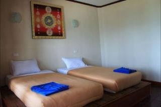 Room thumbnail 5