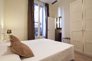 Room
 di Aspasios 42 Rambla Catalunya Suites