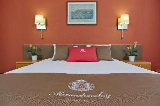 Room
 di Alexandrovskiy