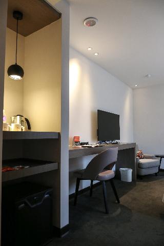 Room:DBL.ST-1