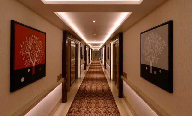 General view
 di Tulip Inn Ahemadbad