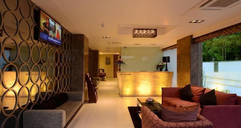 Lobby
 di Tulip Inn Ahemadbad