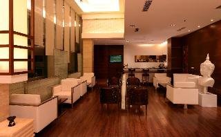 Bar
 di Golden Tulip Gurgaon Udyog Vihar