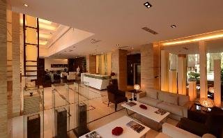 Lobby
 di Golden Tulip Gurgaon Udyog Vihar