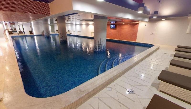 Pool
 di Shakhtar Plaza