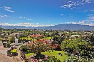 General view
 di Bougainvillea