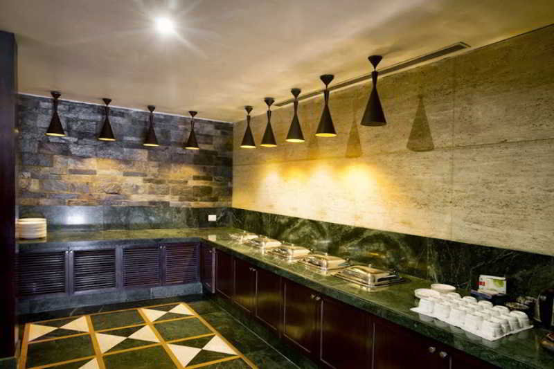 Restaurant
 di Ganga Lahari