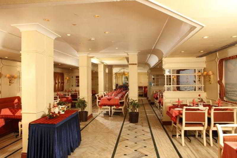 Restaurant
 di Yuvarani Residency Hotel