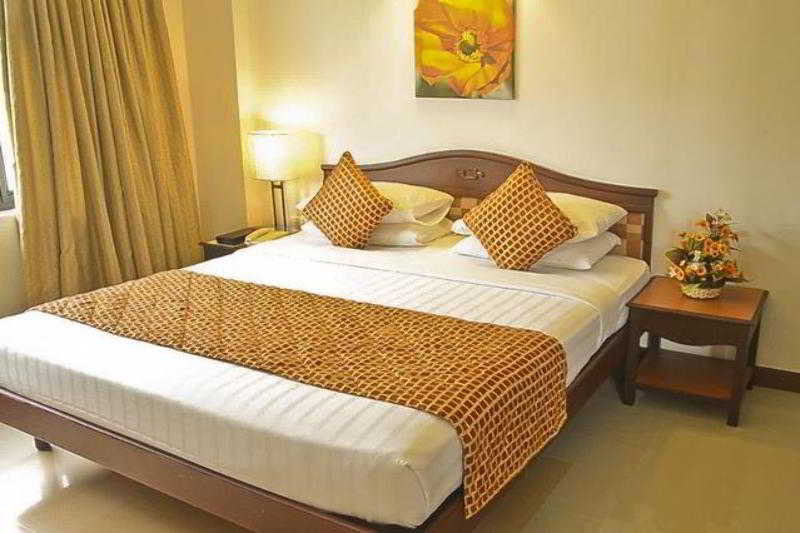 Room
 di Golf View Hotel & Suites