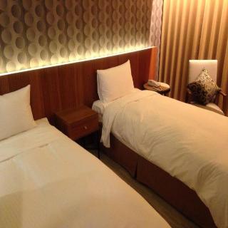 Room:TWN.DX