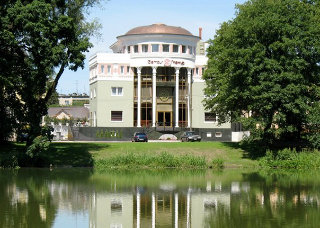 General view
 di Glamour