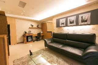 Room:FAM.BK