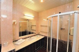 Room
 di Meridian Murmansk