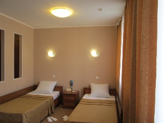 Room
 di Avtozavodskaya