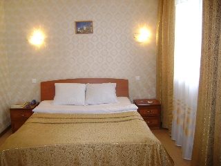 Room
 di Avtozavodskaya