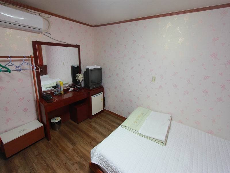 Room
 di Hansung Motel