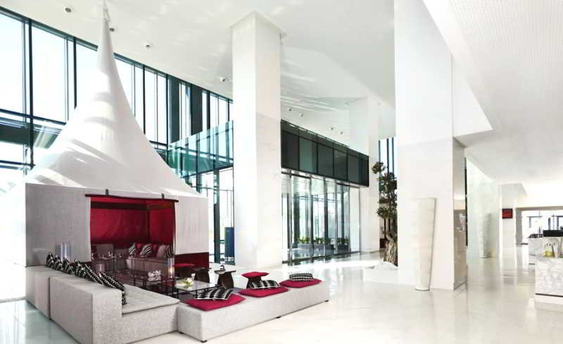 Lobby
 di Le Meridien Oran Hotel & Convention Centre
