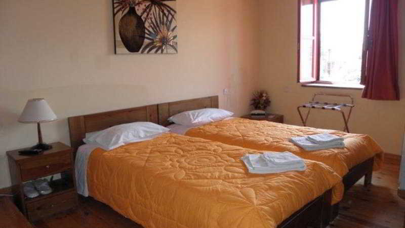 Room
 di Mavrokordatiko