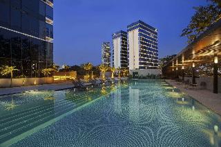 Pool
 di Ramada Singapore at Zhongshan Park