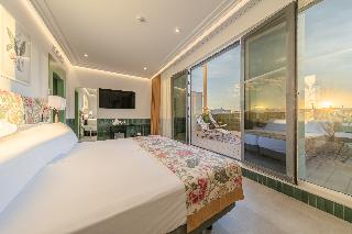 Room Room