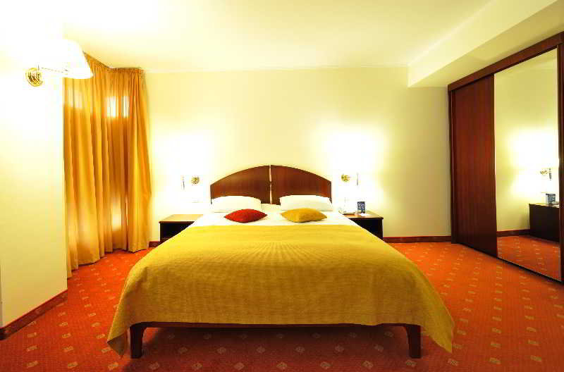 Room
 di Minerva Bucharest