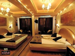 Carol Hotel
