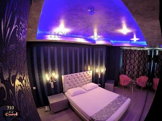 Carol Hotel