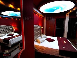 Carol Hotel