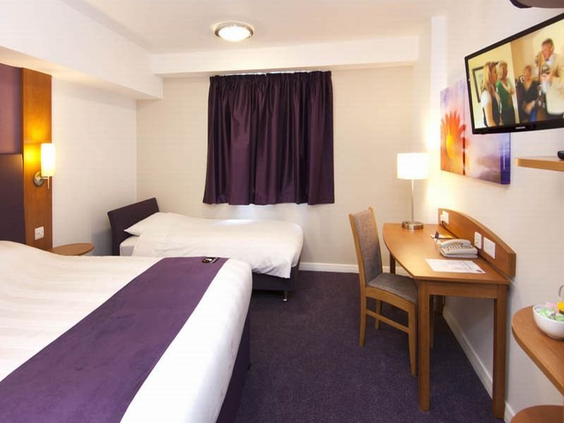 Room
 di Premier Inn London Gatwick Airport North Terminal