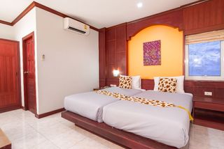 Room thumbnail 10