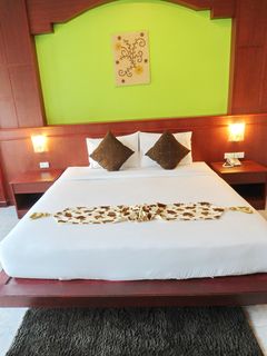 Room thumbnail 16