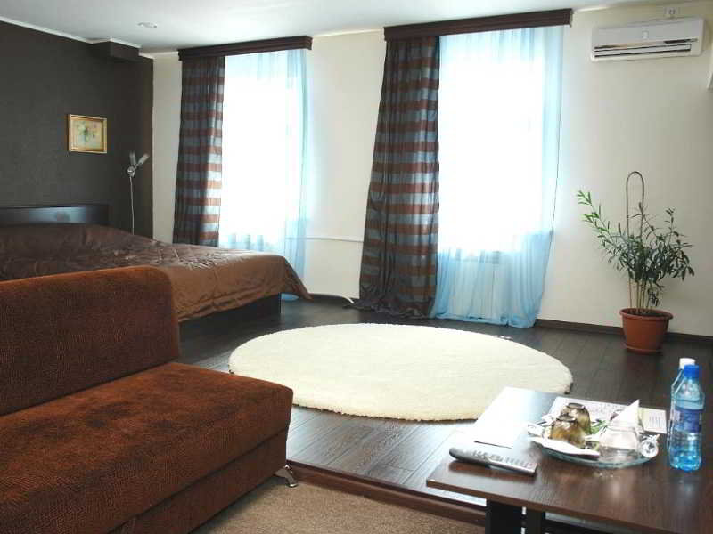 Room
 di Alexander House