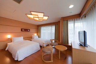 Room:TWN.DX-PV