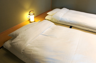 Room:SUI.DX-8