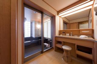 Room:SUI.ST