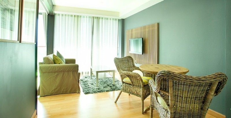Room thumbnail 5