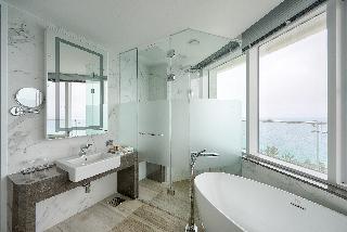 Room Room