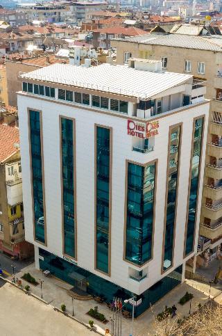 Dies Hotel