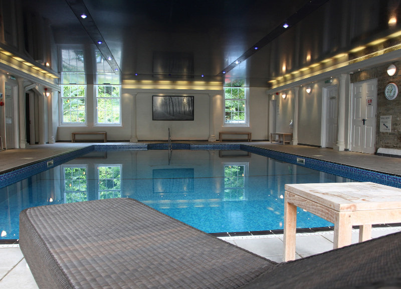 Pool
 di Trenython Manor Hotel & Spa