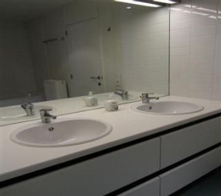 Room
 di The Loft Apartments