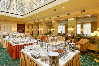 Restaurant
 di City Central Hotel