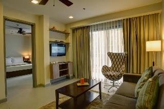 Room
 di Azalea Residences Baguio