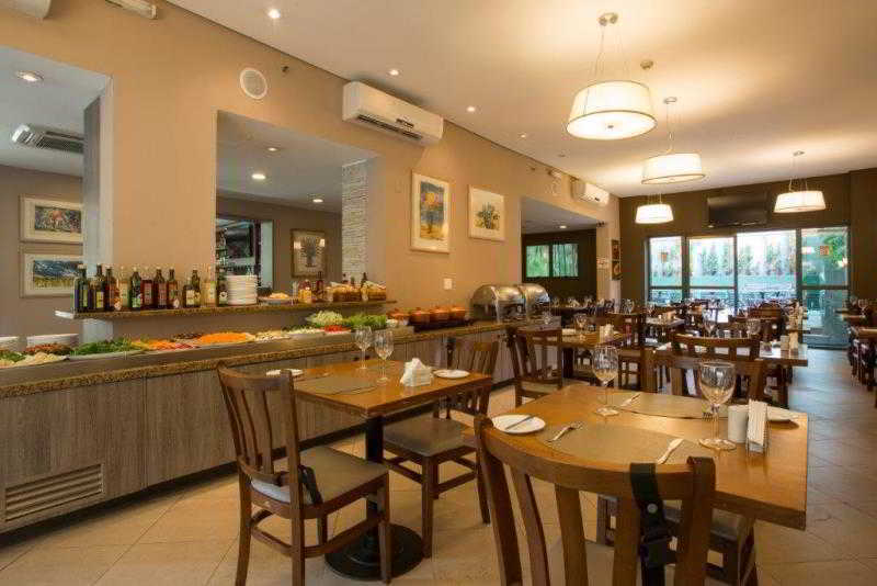 Bar
 di Howard Johnson Faria Lima Inn